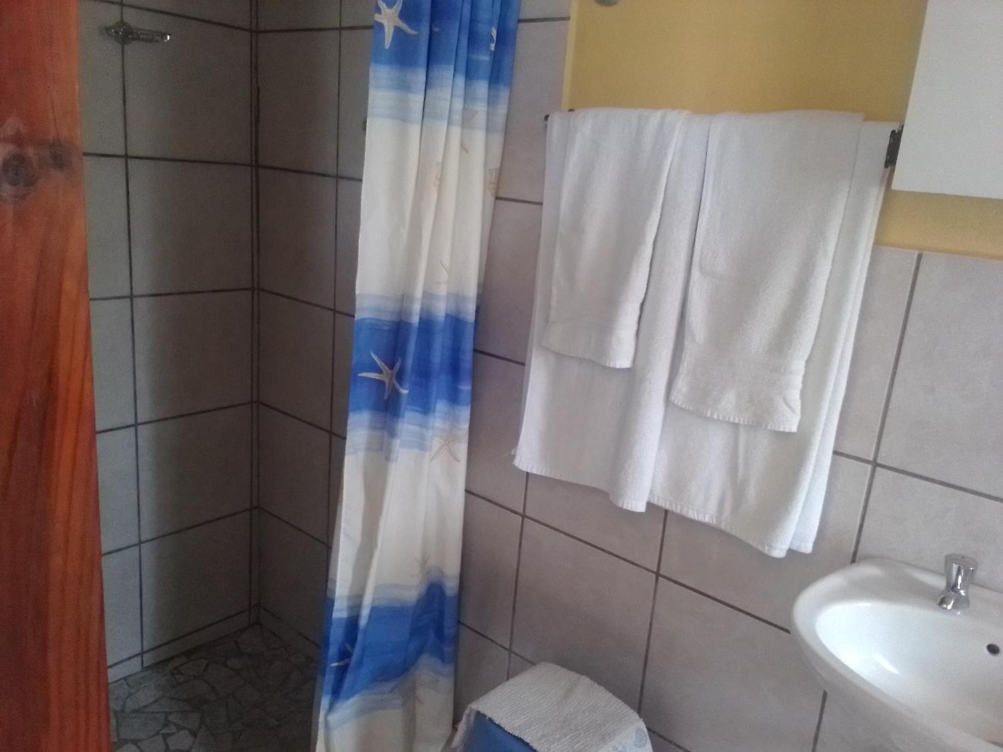 Feathers Inn Guest House ولفس بي المظهر الخارجي الصورة